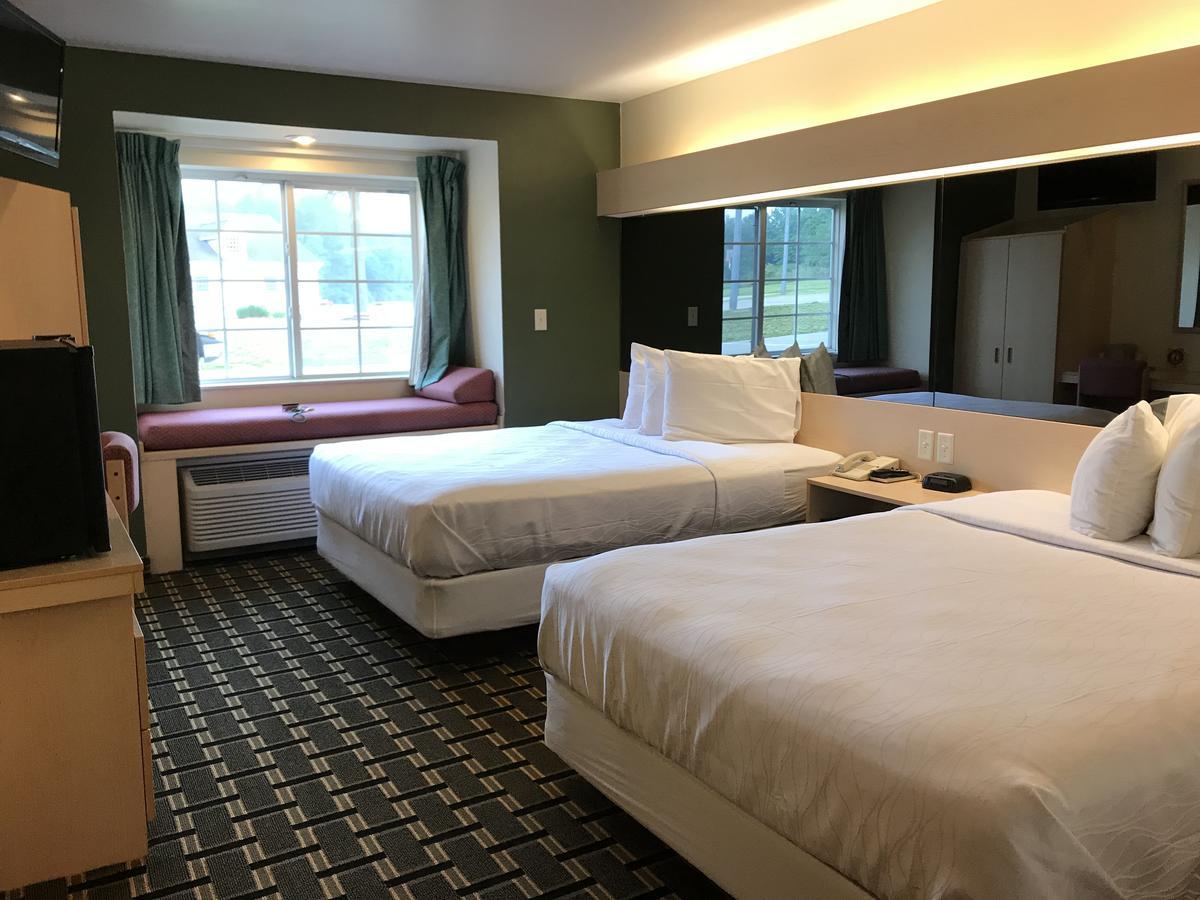 Mariner'S Village Resort Carlyle المظهر الخارجي الصورة