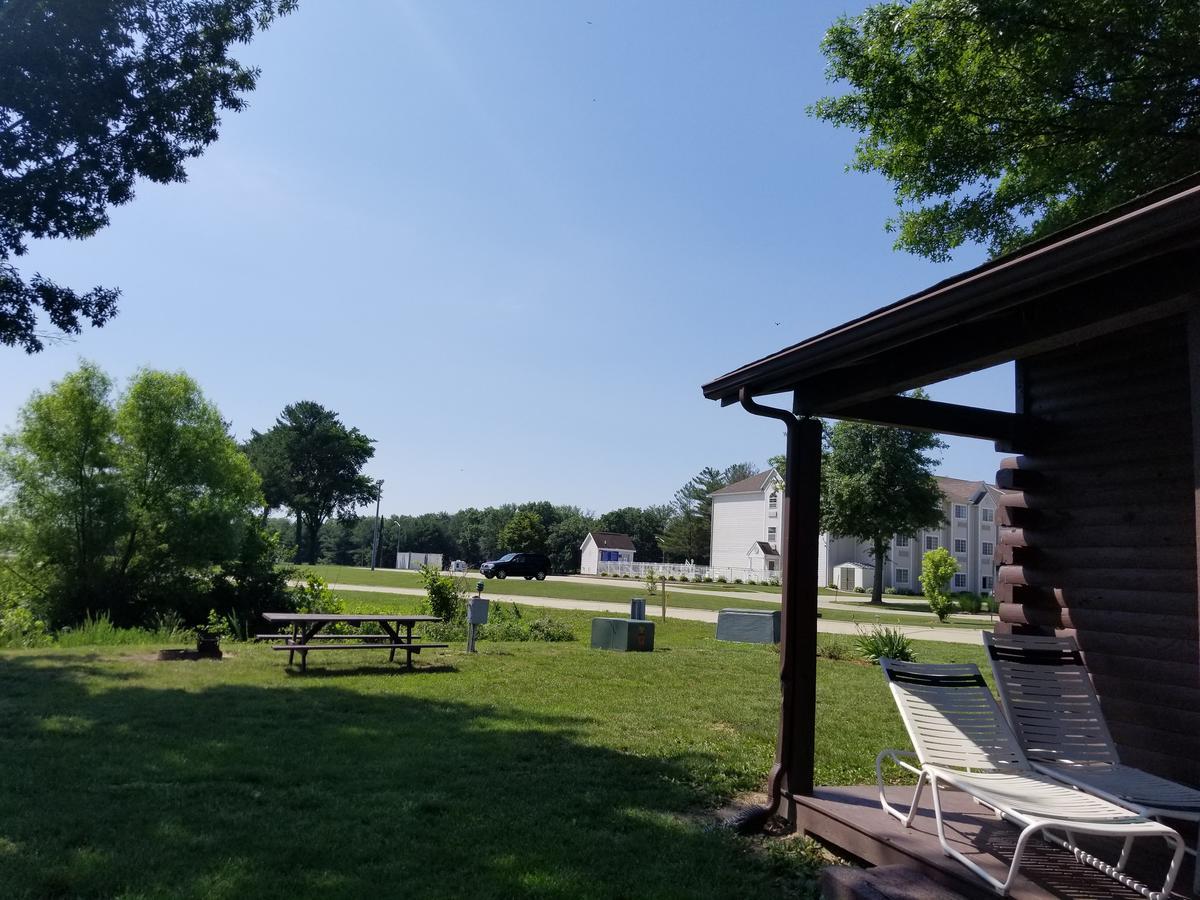 Mariner'S Village Resort Carlyle المظهر الخارجي الصورة