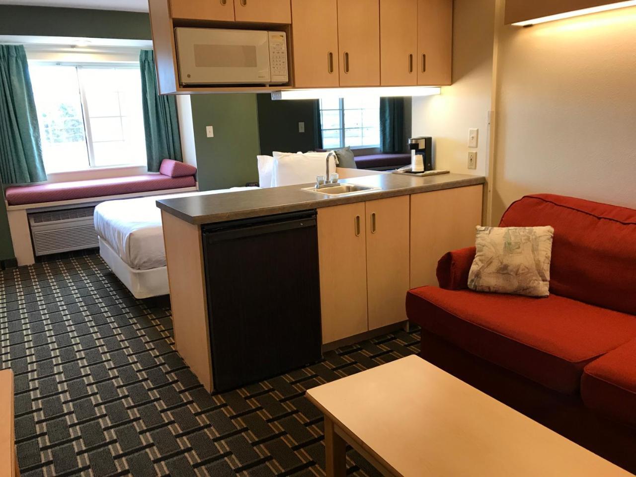 Mariner'S Village Resort Carlyle المظهر الخارجي الصورة