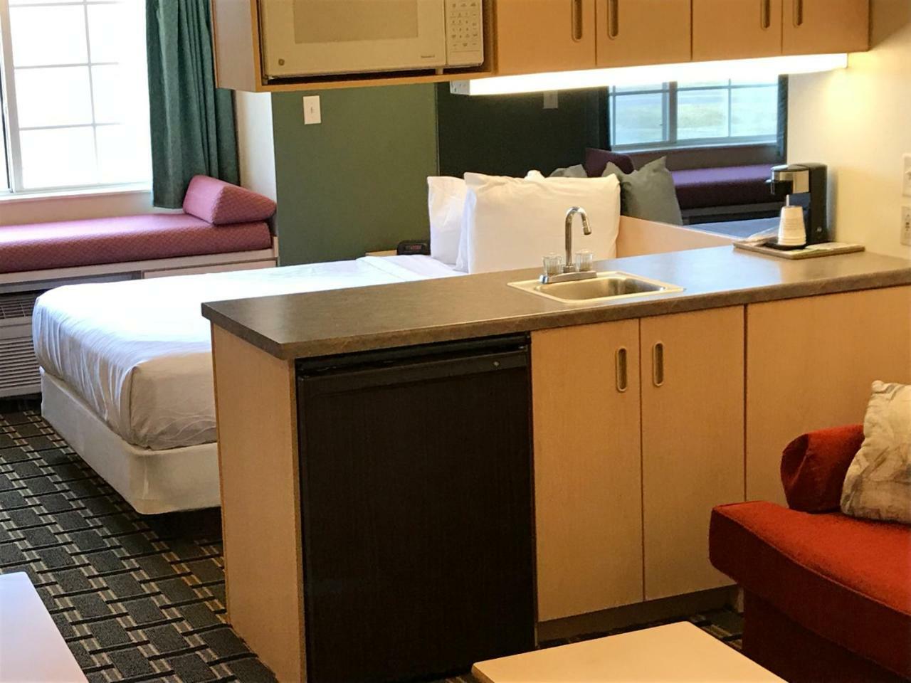 Mariner'S Village Resort Carlyle المظهر الخارجي الصورة
